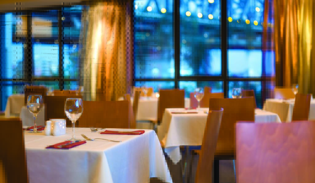 Adina Apartment Hotel Brisbane Restoran gambar